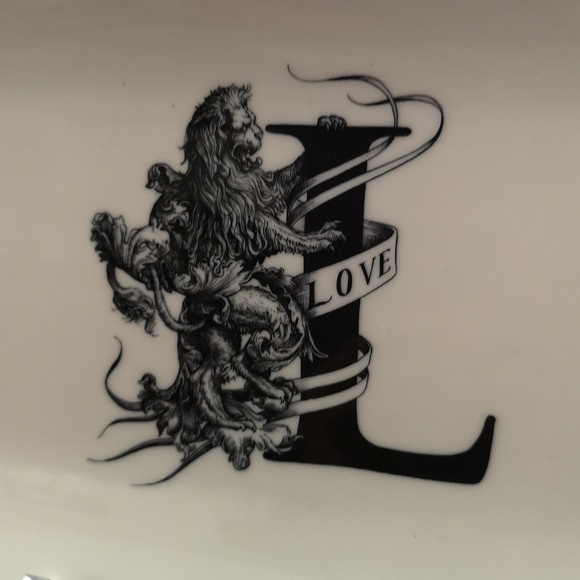 Williams Sonoma Loyal Lion Rectangular Serving Dish, Display or Catch-all Tray - Picture 2 of 4